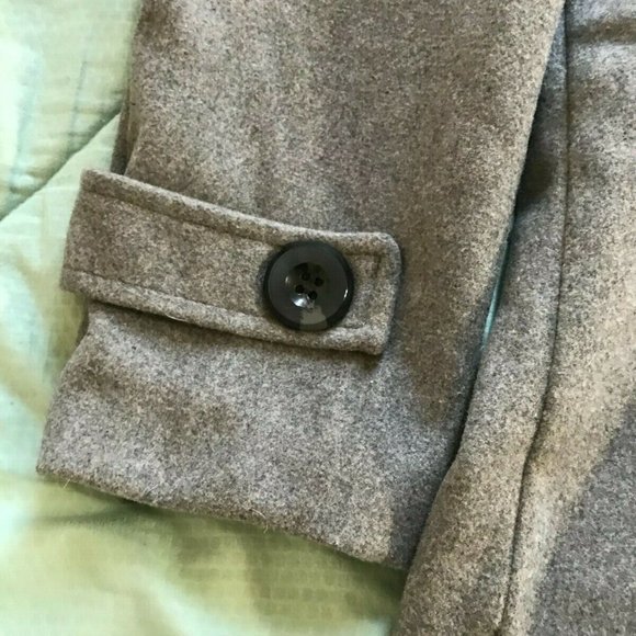 Aowo7s - Gray Wool Pea coat w/ buttons - Women - Medium - Picture 3 of 5